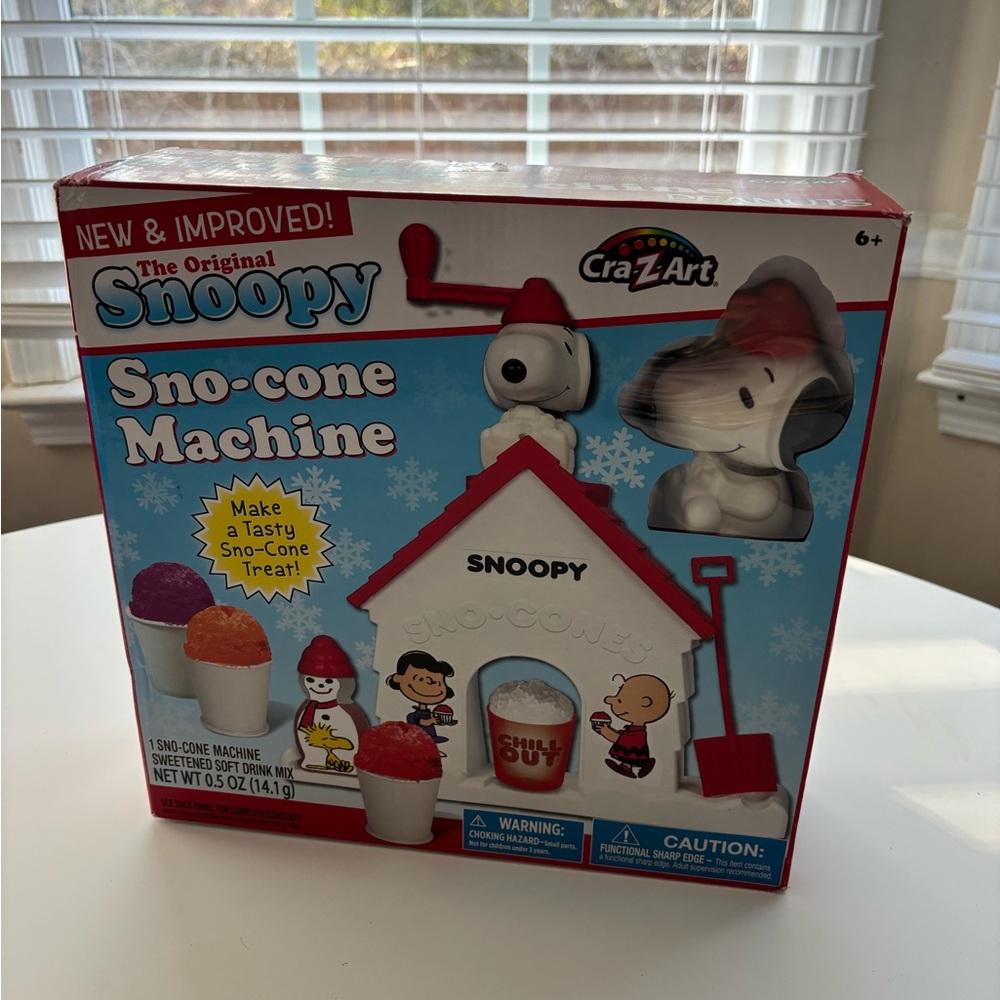 NWT | Snoopy Sno-Cone Machine - Picture 2 of 4